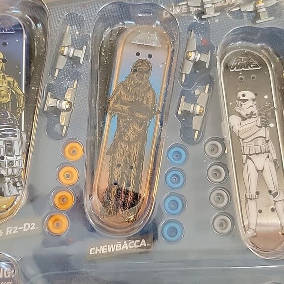 TECH DECK STAR WARS METALLIC BOARD SET - NEW! - Picture 9 of 13